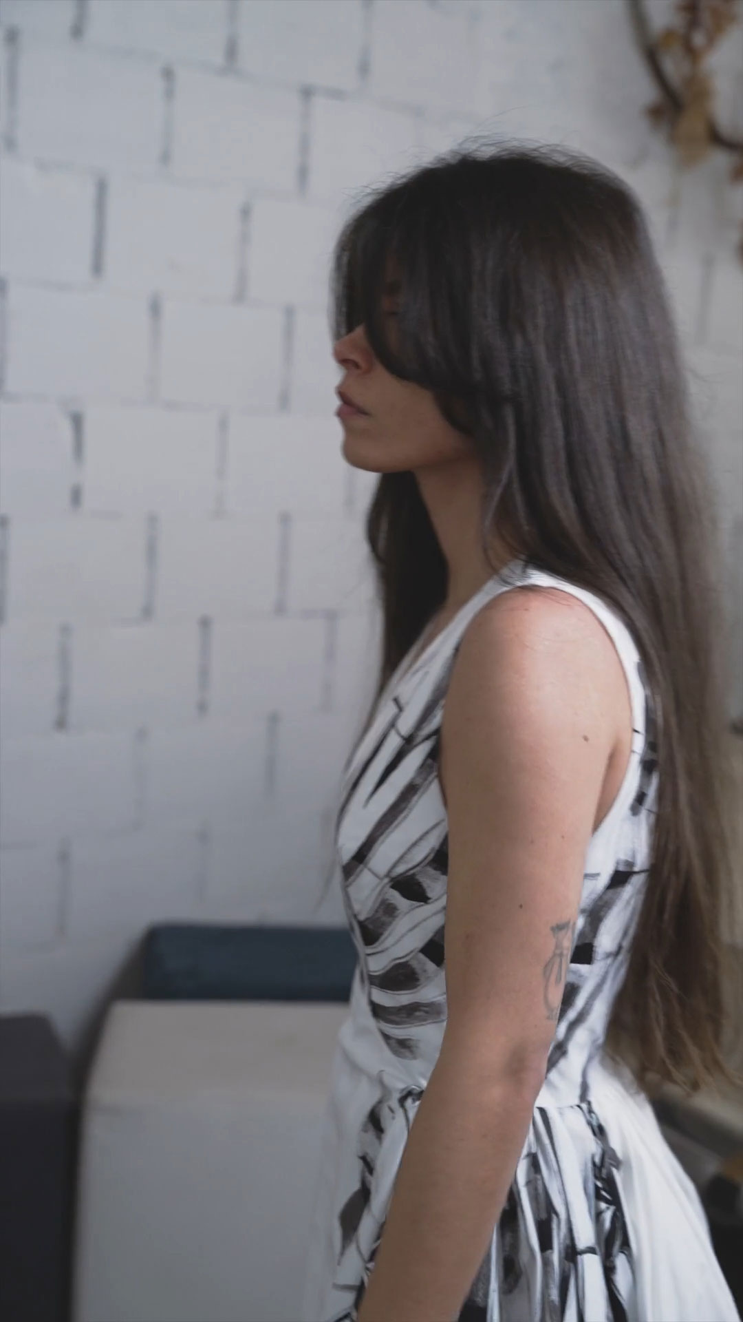 Spotinpillole-BoutiqueFrancaLeonionVimeo-0’16”