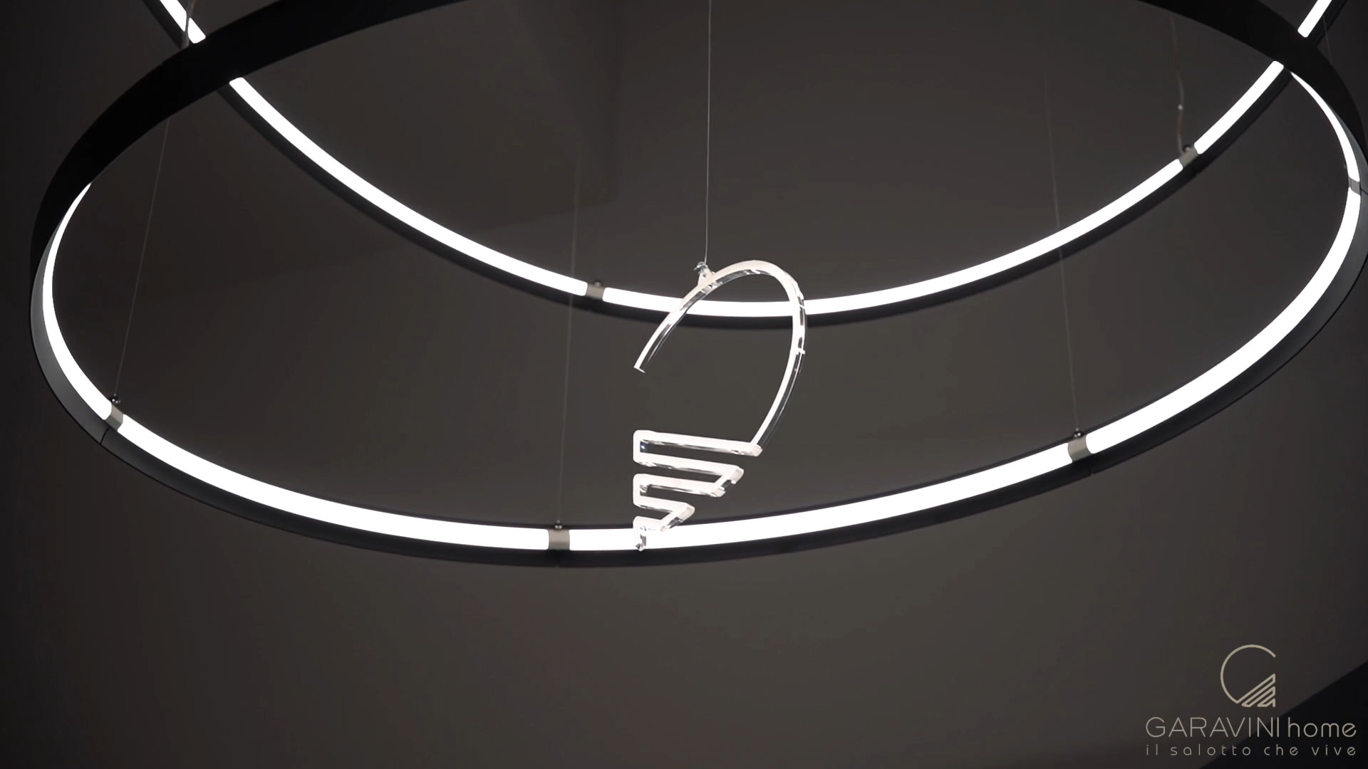 VideoScreenshot--CasaGaravini-InaugurazioneShowroomonVimeo-0’09”